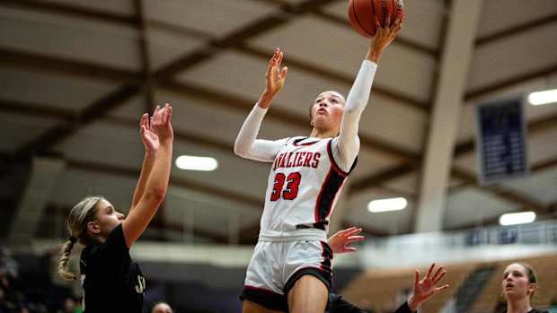 Clackamas Jesuit 6A Oregon girls basketball quarterfinal 2024 Naji Saker-127